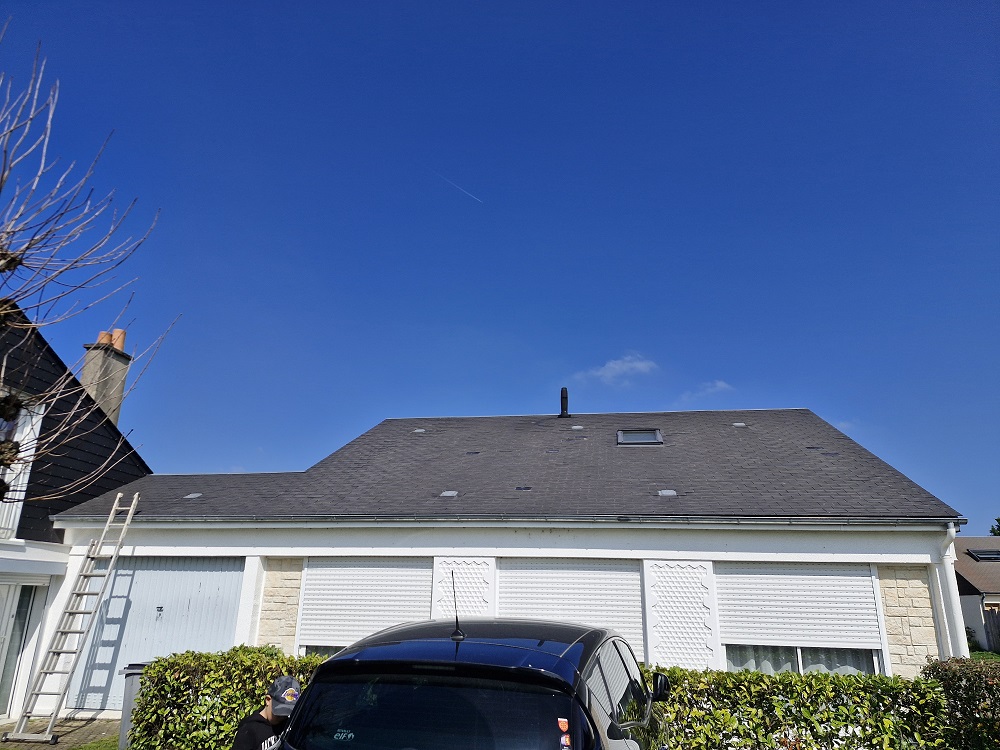 Coloration et hydrofuge de toiture velles 36330