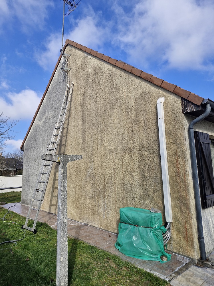 Ravalement de facade badecon le pin 36200 avant