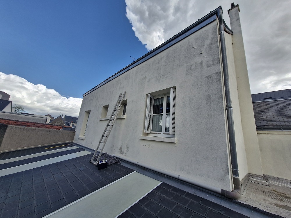 Ravalement de facade bazaiges 36270 avant