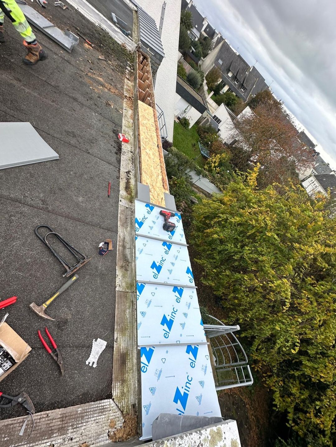 Chantier de couverture zinguerie azerables 23160